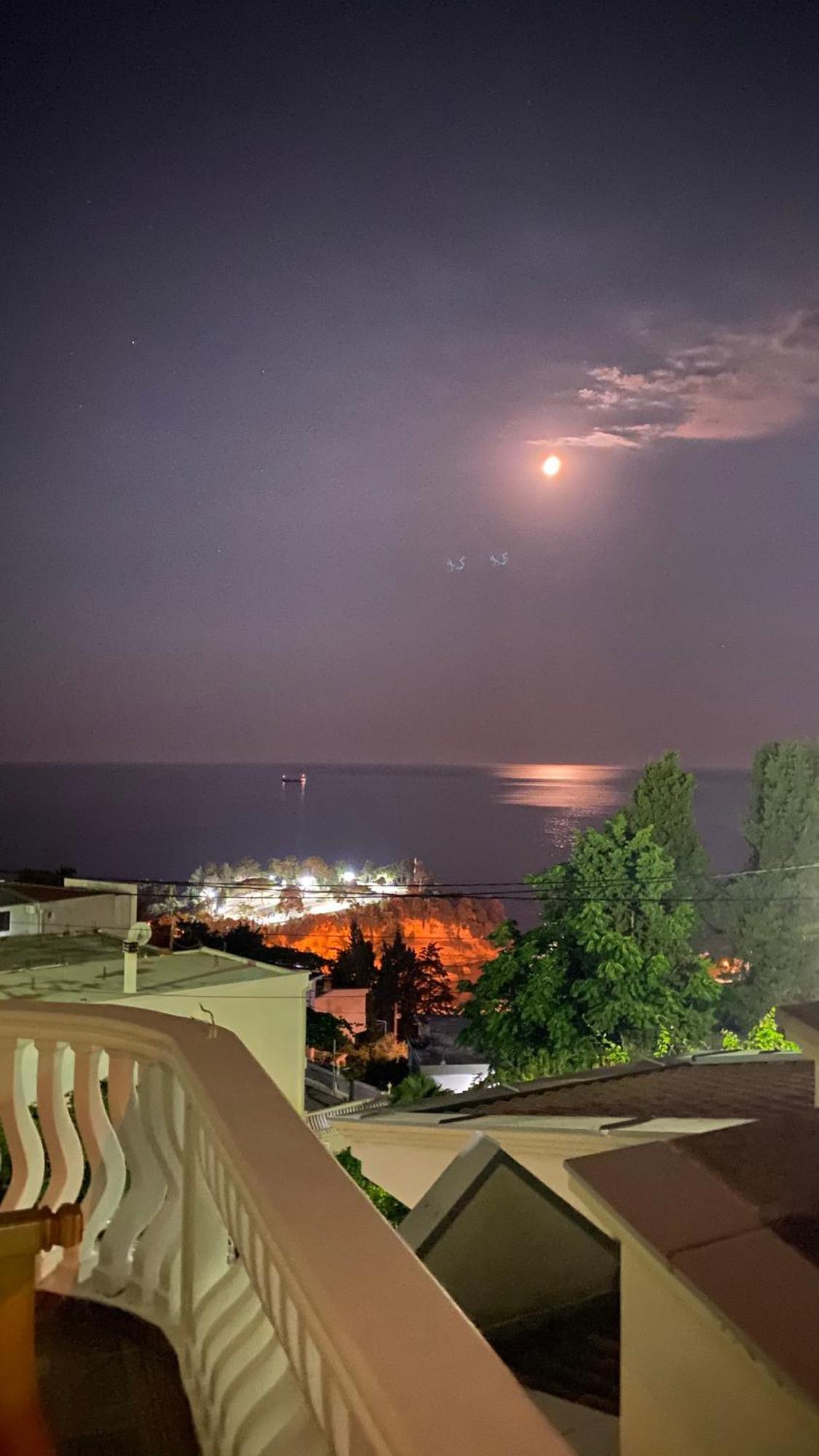 Apartments Harmony Ulcinj Esterno foto