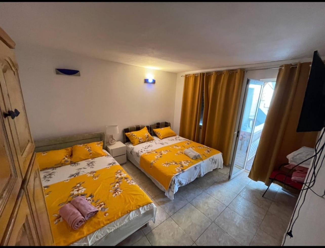 Apartments Harmony Ulcinj Esterno foto